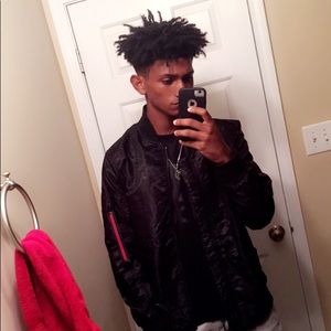 Meet your Posher, Dylan